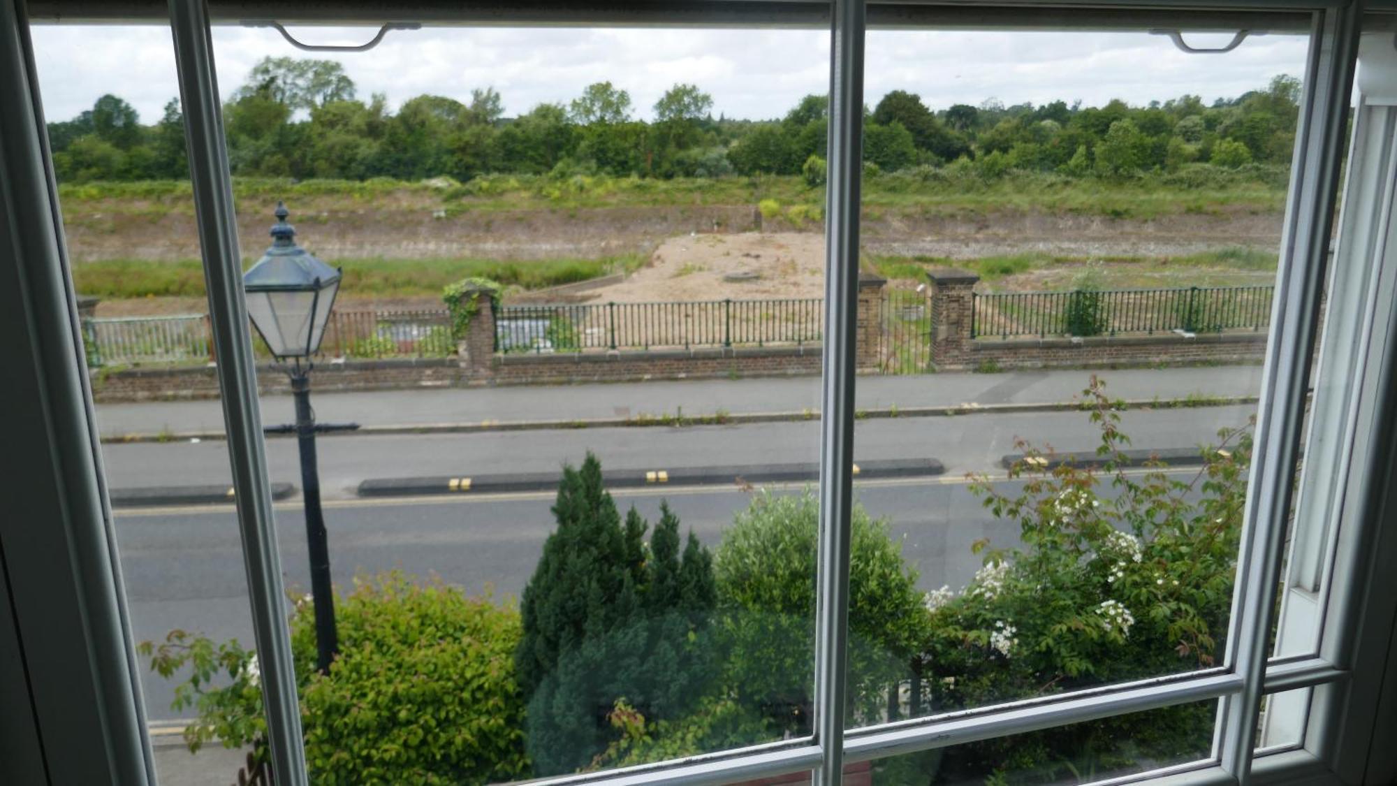 Fox & Hounds Pub Otel Long Ditton Dış mekan fotoğraf